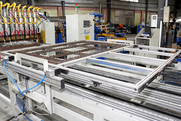 Máquina de linha de produção de condensador de tubo de arame para geladeira, máquina de solda e dobra 9