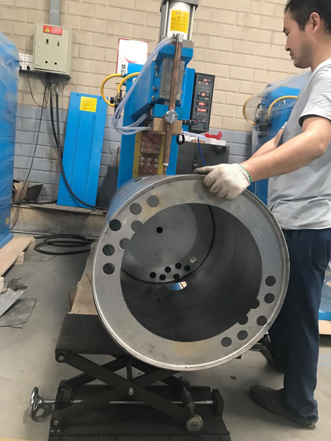 Hwashi Máquina de Soldadura de Ferro Inoxidável de Alta Qualidade Automática de Estação Dupla Circular 3